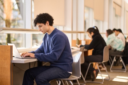 Oportunidad para estudiantes